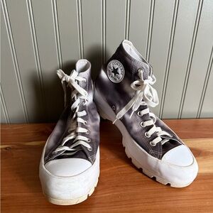 Women’s Blk /White Marbled Converse Lugged Heel Hightop size 10